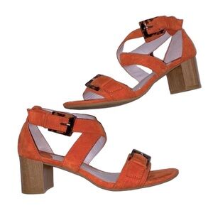 Johnston & Murphy leather block heels size 6 1/2